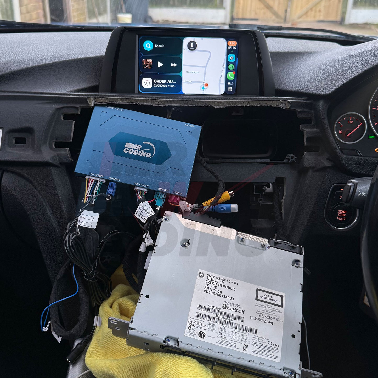 Wireless CarPlay Module